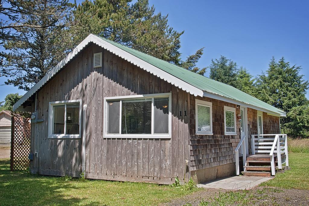 Ten Pines Cottage Ocean Shores Exterior photo